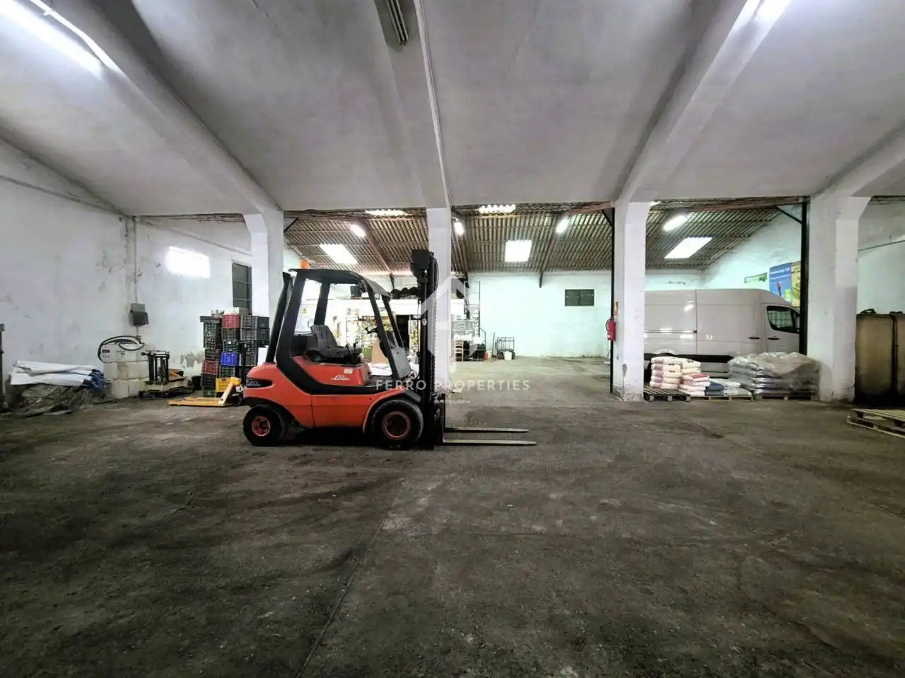 Parking of Industrial buildings for sale in Moraleda de Zafayona