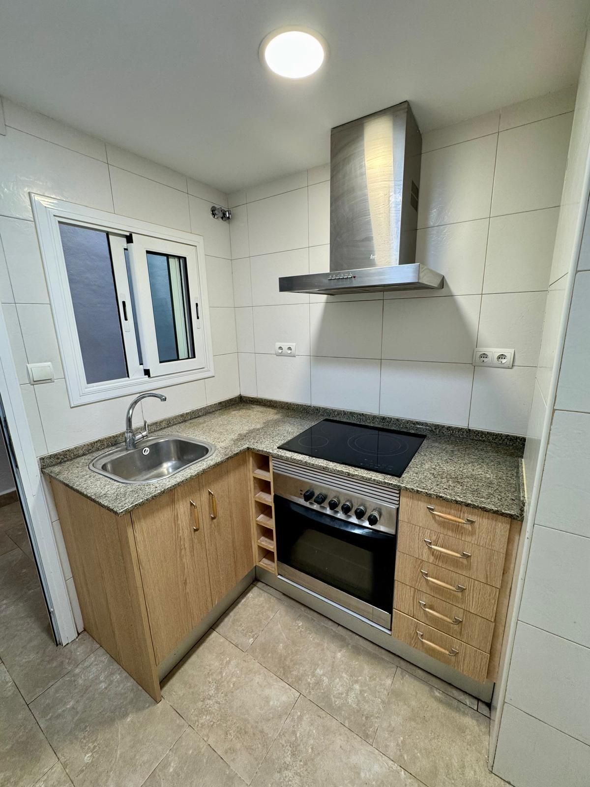 Kitchen of Planta baja for sale in Terrassa
