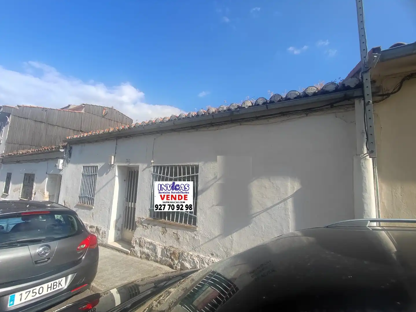 Casa en venda a Miralvalle - Av. Virgen del Puerto - La Data