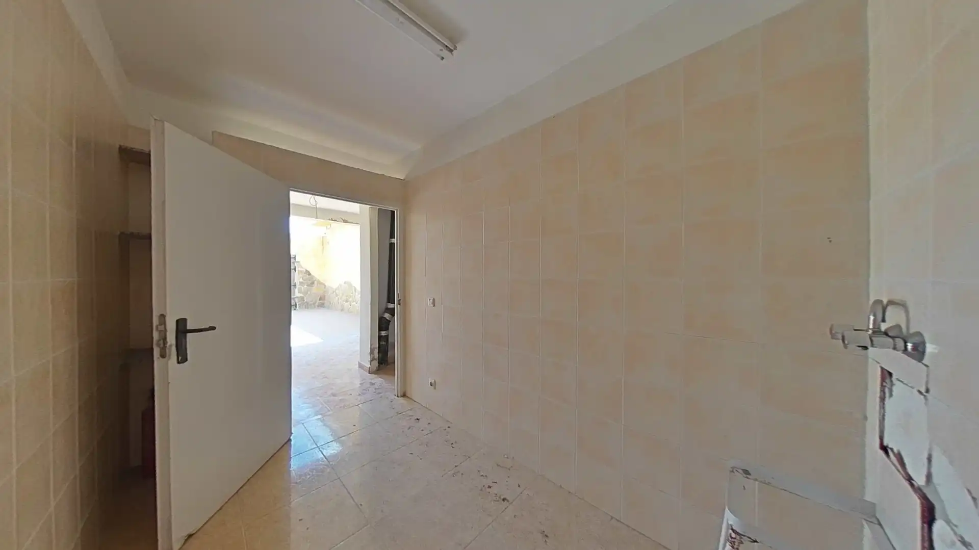 Local en venta en Altabix, 166, -1, Jubalcoi