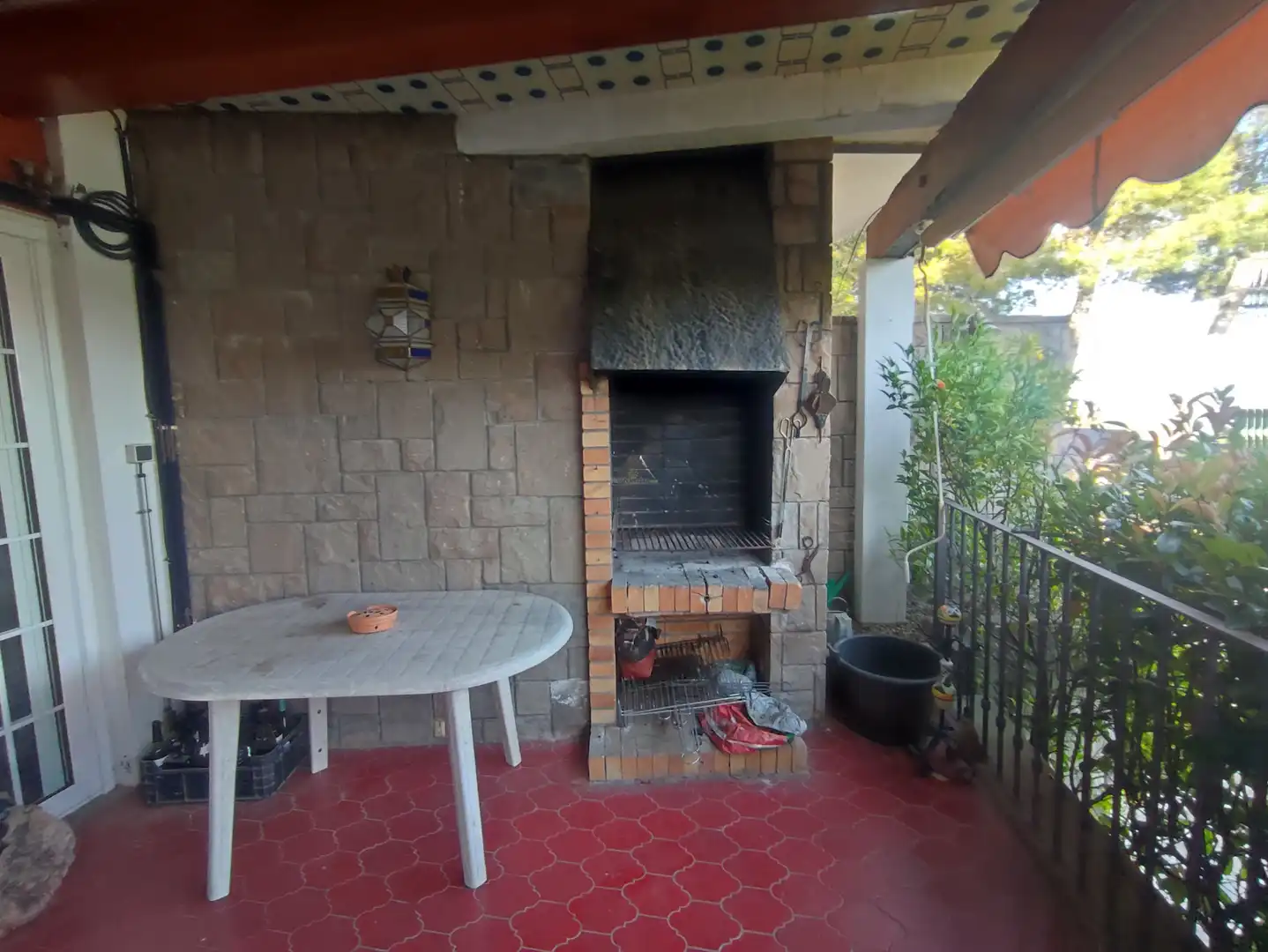 Terrassa de Casa o xalet en venda en Pallejà amb Aire condicionat, Calefacció i Jardí privat