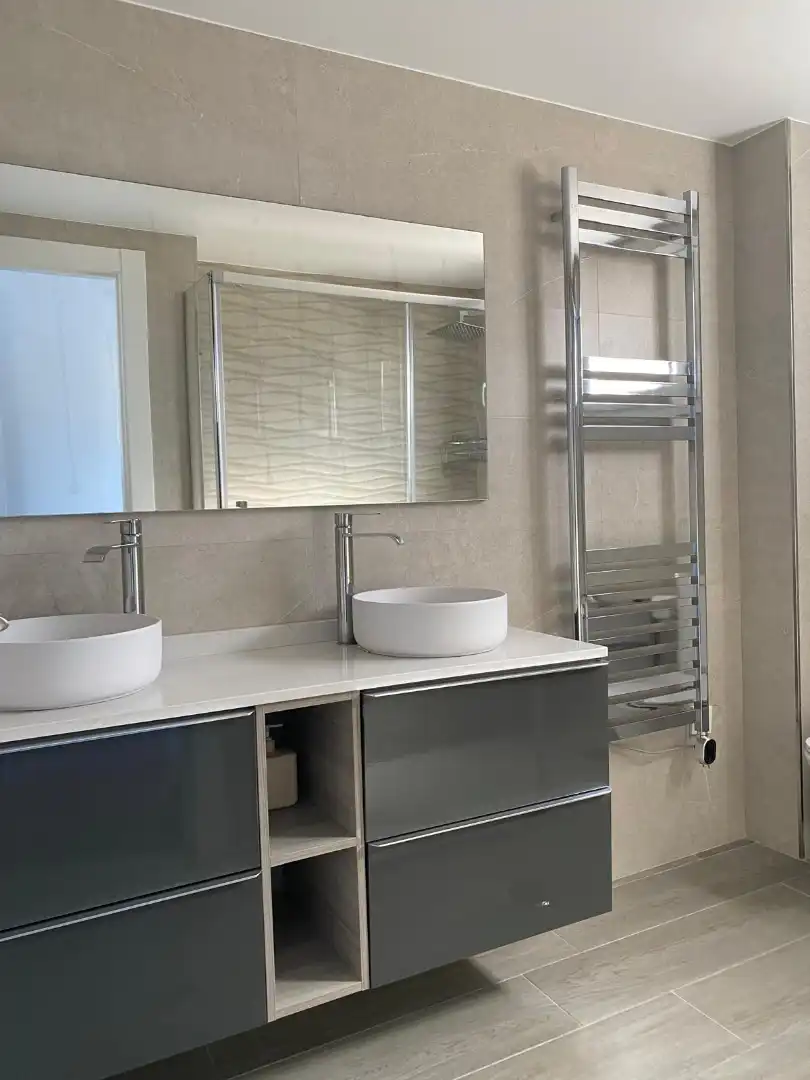 Baño de Dúplex en venta en La Manga del Mar Menor con Aire acondicionado, Calefacción y Jardín privado