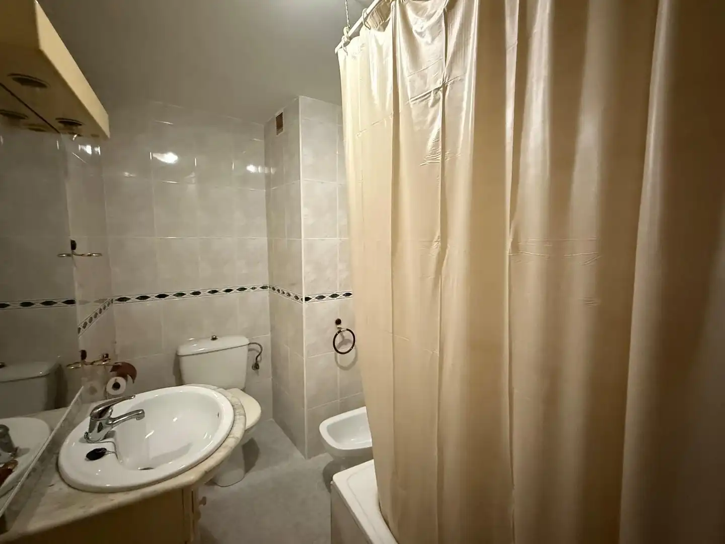 Bathroom of Flat for sale in Montoro