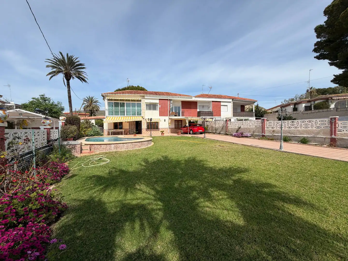 Exterior view of Houses for sale in El Campello  with Swimming Pool