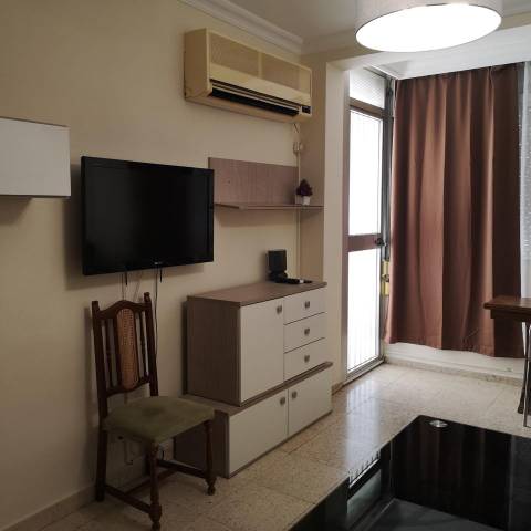 Piso en Alquiler en La Calzada - La Florida