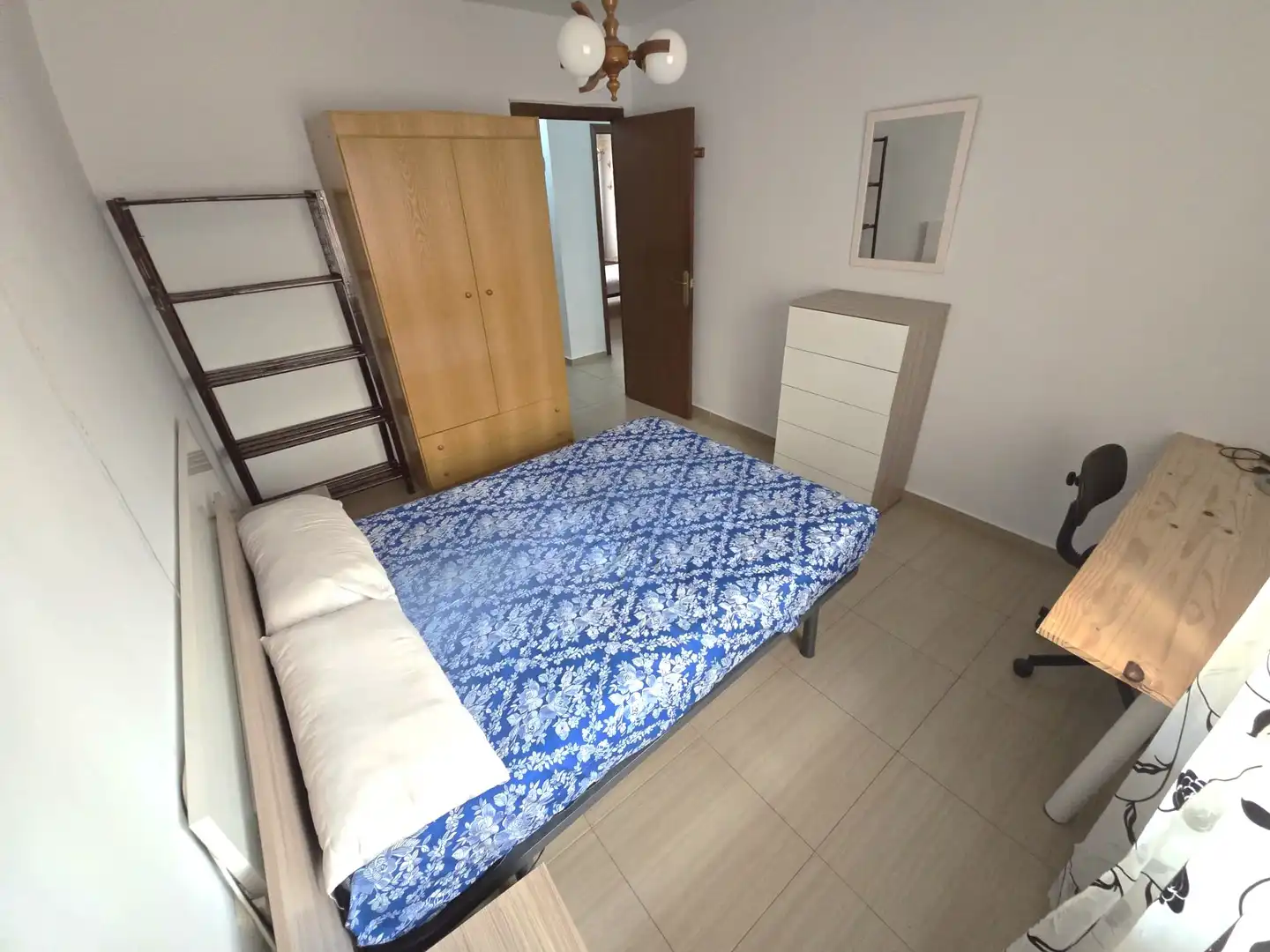 Bedroom of Flat for rent in Cáceres  with Terrace and Furnished