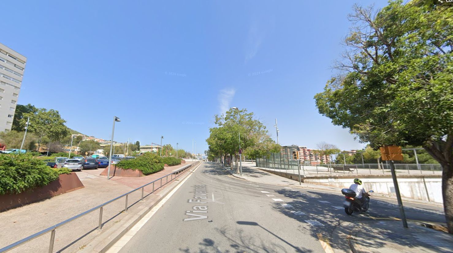 Exterior view of Building for sale in  Barcelona Capital