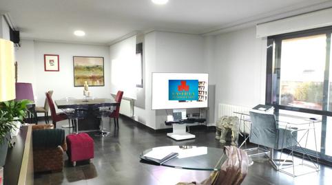 Foto 2 de Casa adosada en venda a Hervencias, Ávila