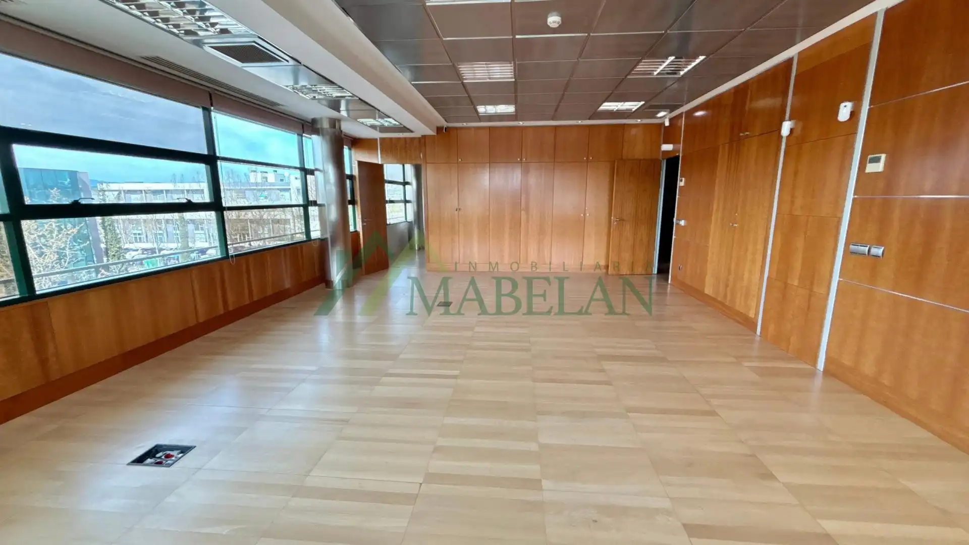 Oficina con ascensor en venta en El Pinar - Punta Galea, imagen 27