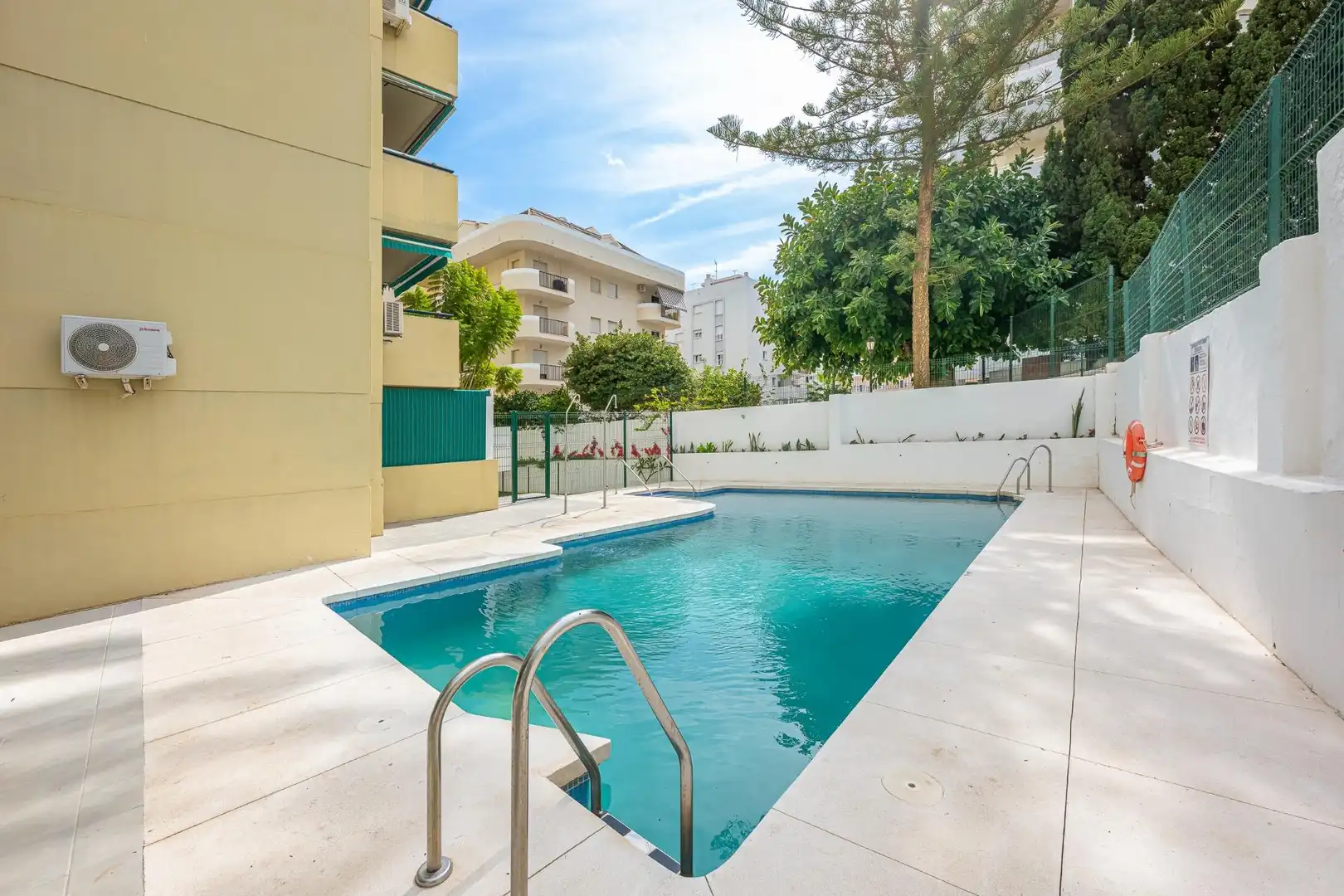 Piscina de Pis en venda en Las Gaviotas  - Carvajal