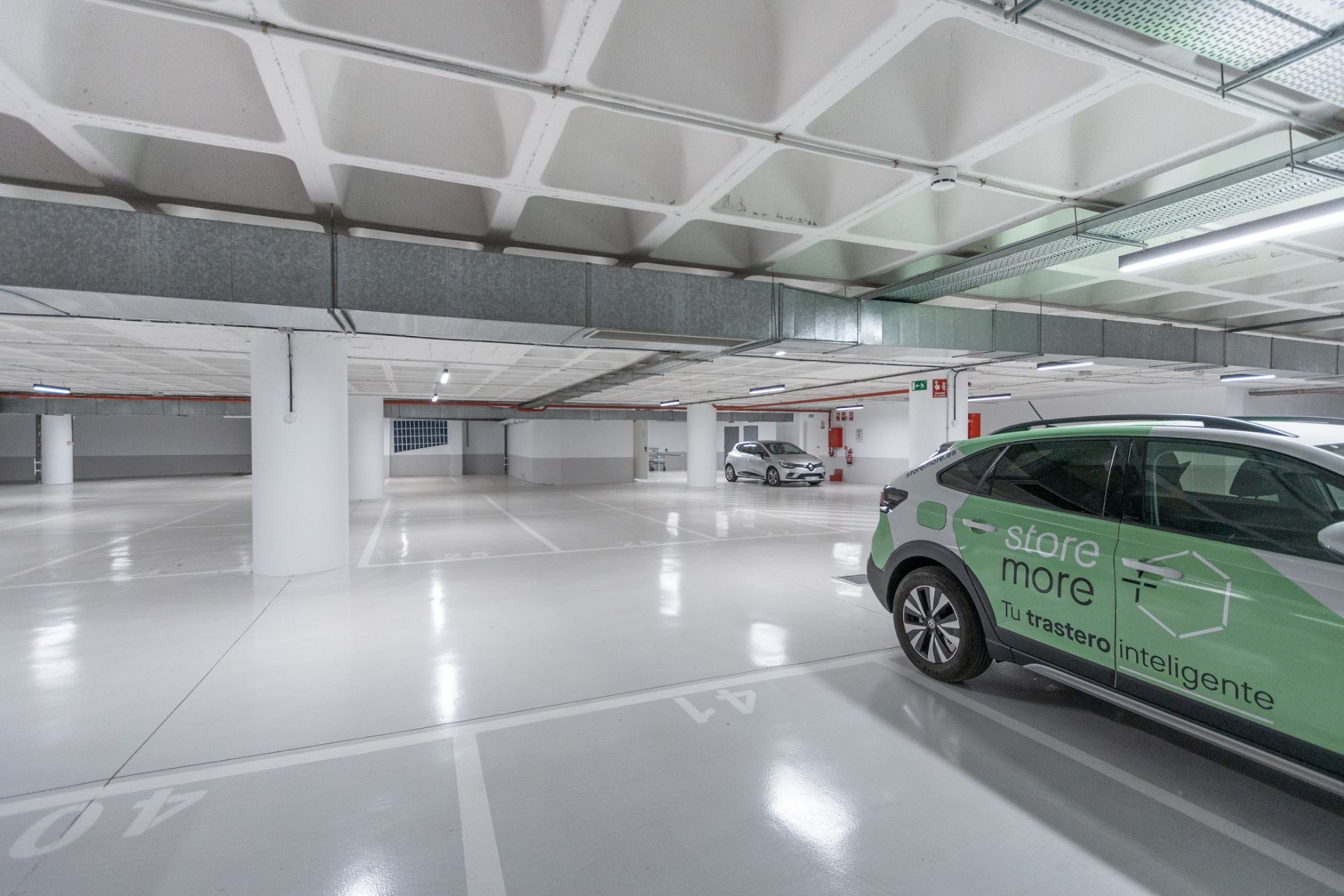 Aparcament de Garatge de lloguer en  Madrid Capital amb Alarma