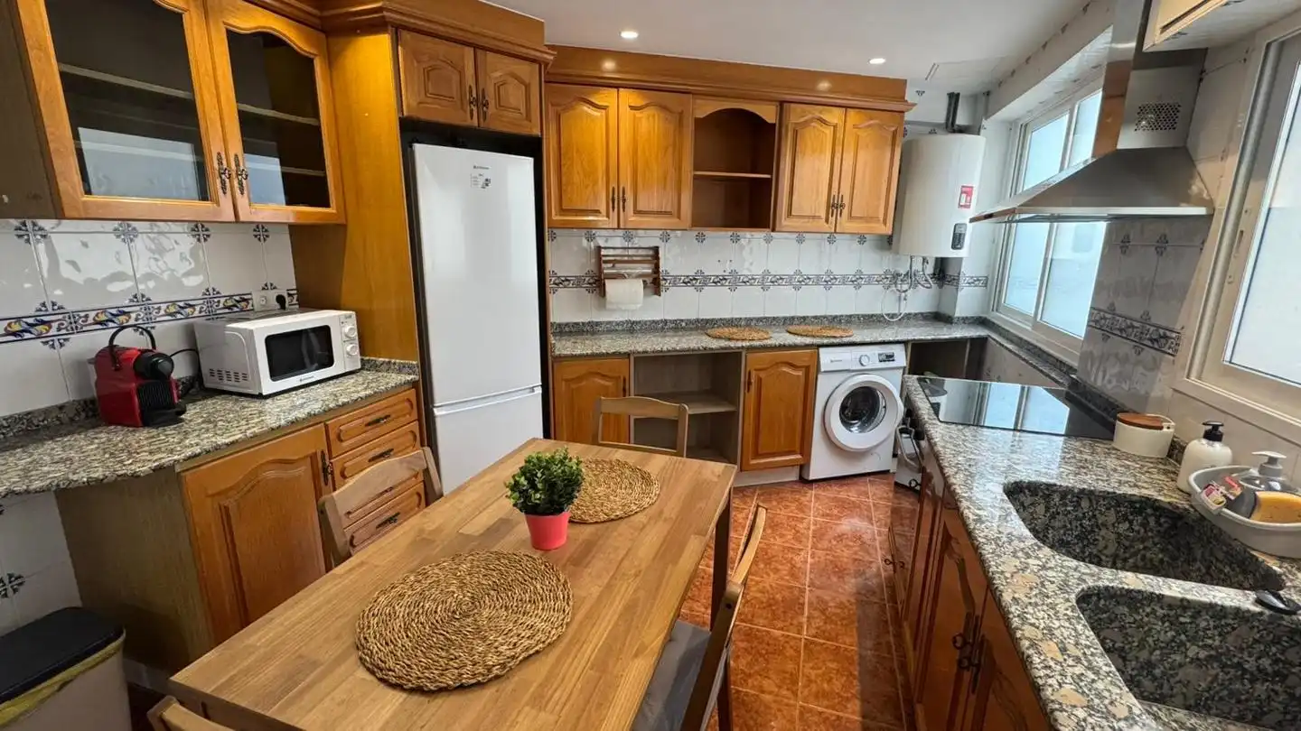 Habitación en Mestre Marçal, Torrefiel