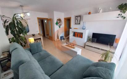 Sala d'estar de Pis en venda en El Vendrell amb Calefacció i Balcó