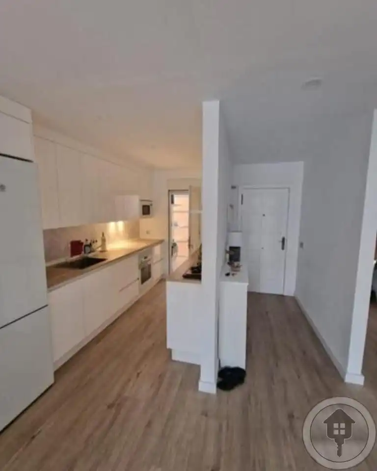 Piso con ascensor en venta en Azimut, imagen 4