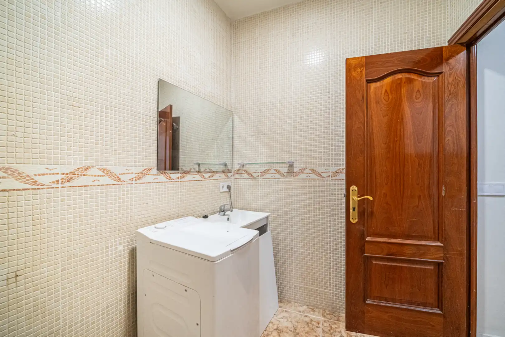 Bathroom of Buildings for sale in Porreres