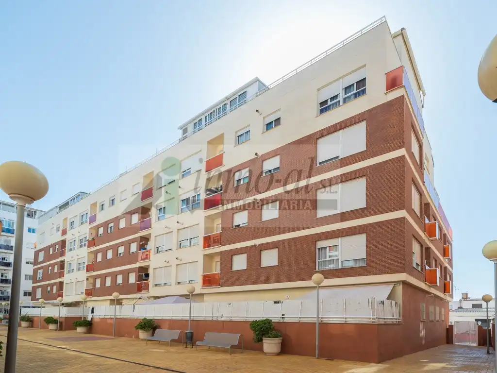 Vista exterior de Ático en venta en Almazora / Almassora con Aire acondicionado, Terraza y Balcón