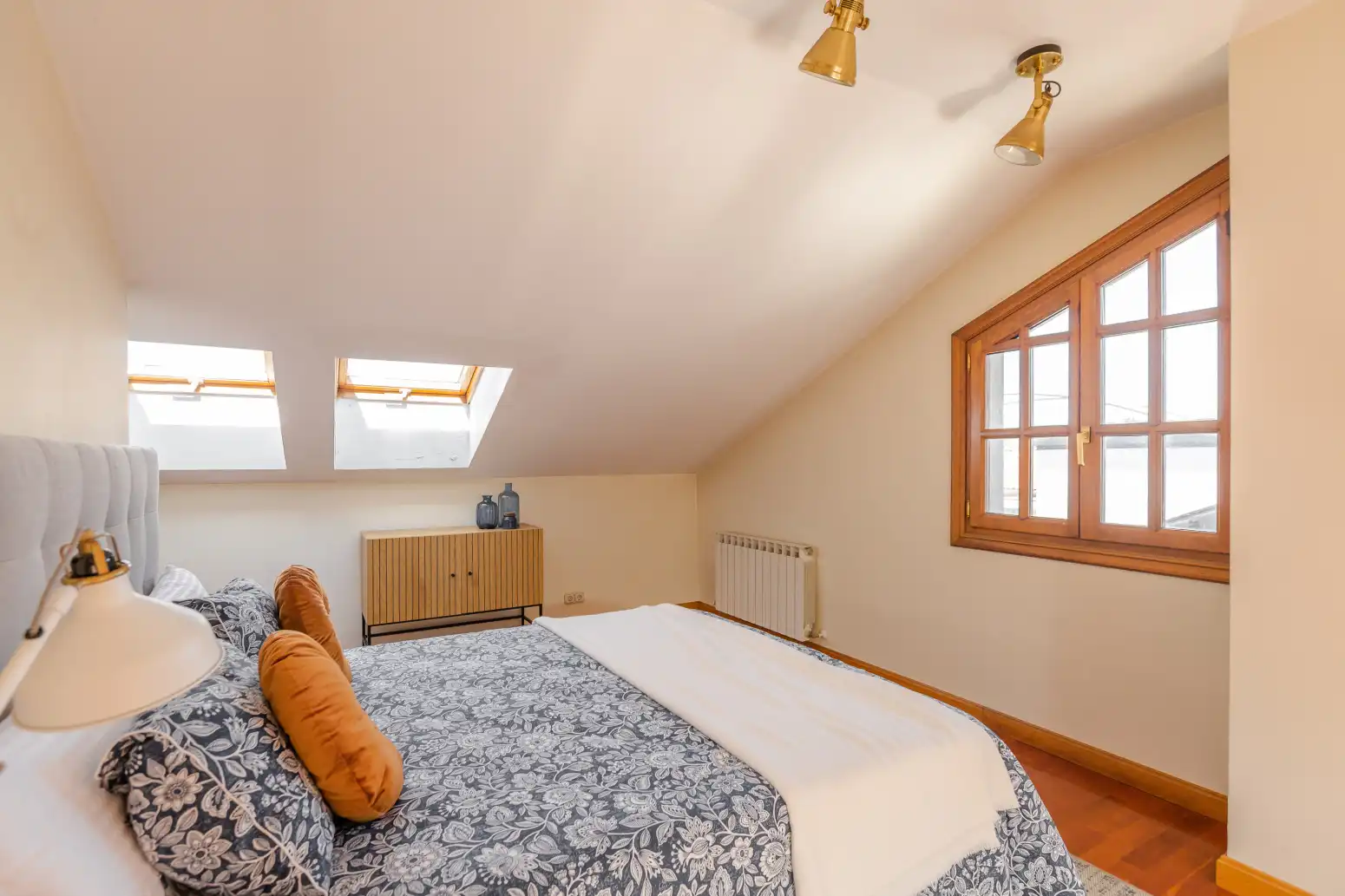 Habitación de Casa o chalet en venta en Zizur Mayor / Zizur Nagusia con Calefacción y Parquet