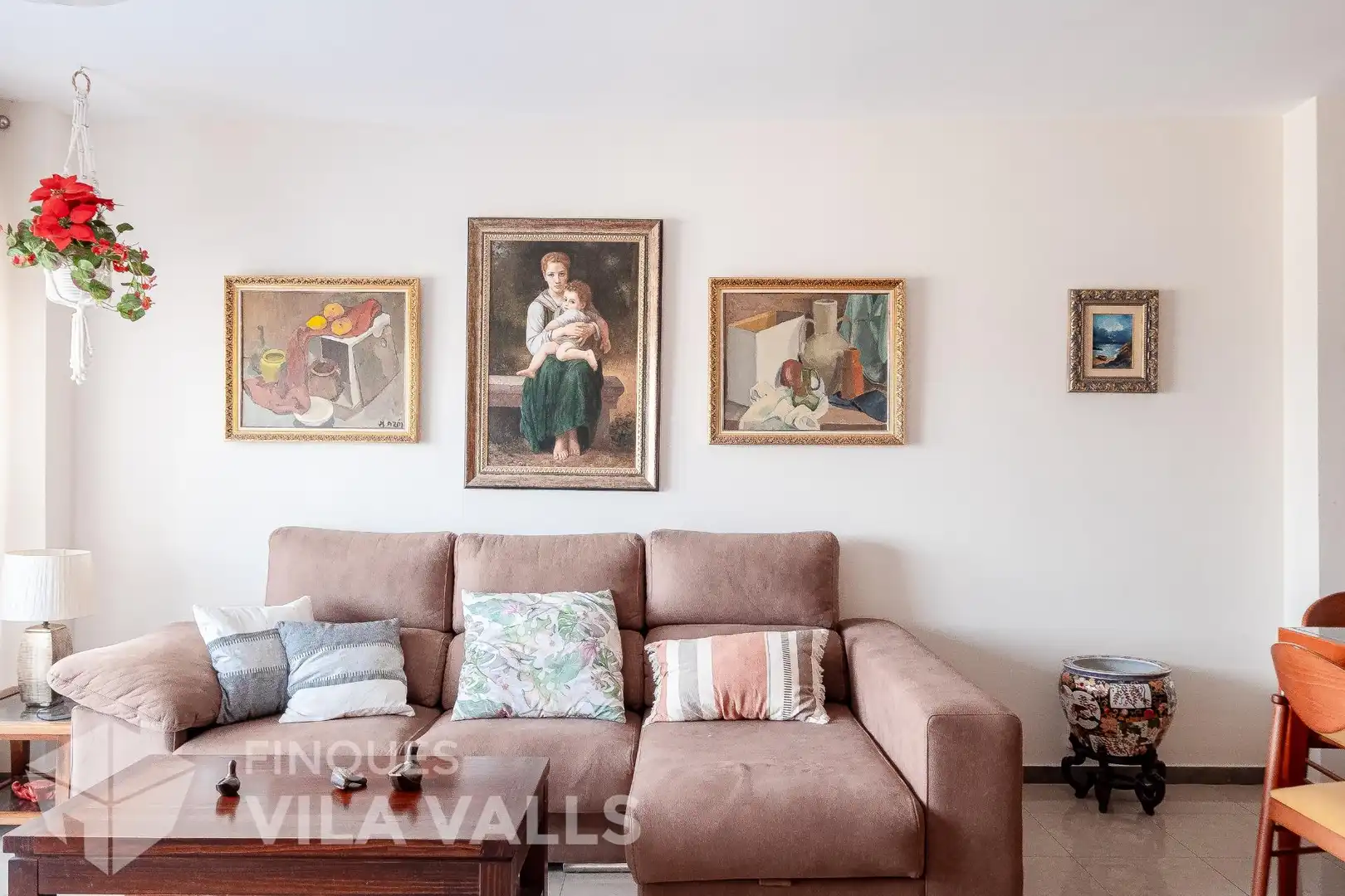 Sala d'estar de Casa o xalet en venda en Santa Eulàlia de Ronçana amb Aire condicionat i Terrassa
