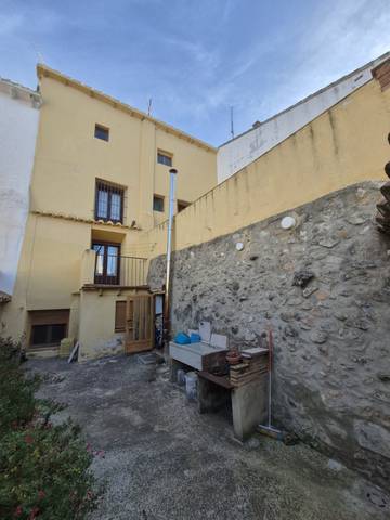 Casa-chalet en Venta en Sarrión - AV GOYA en Sarrión