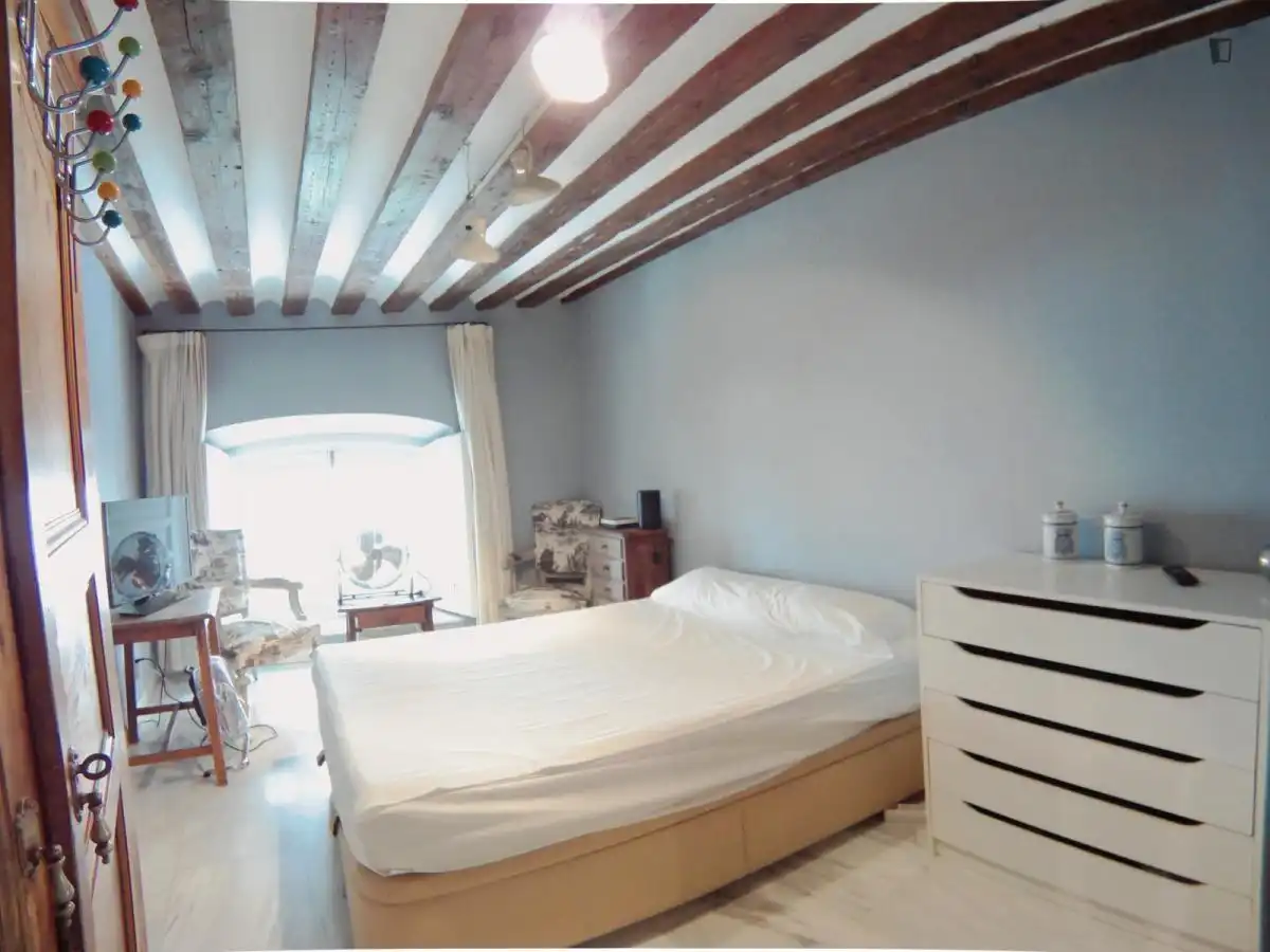 Apartament de lloguer a Cortes - Huertas