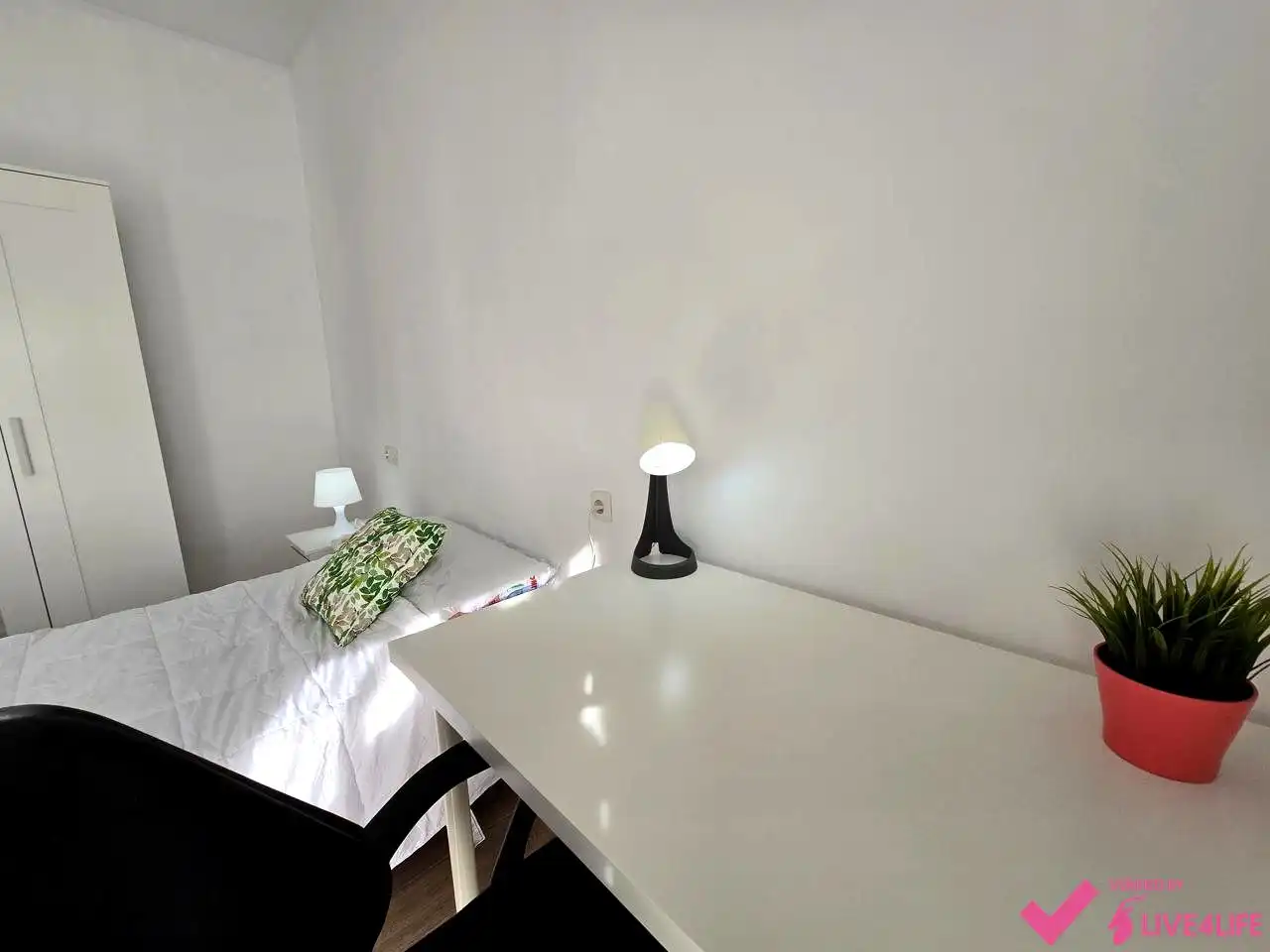 Attic for rent in Bami, Bami - La Estrella