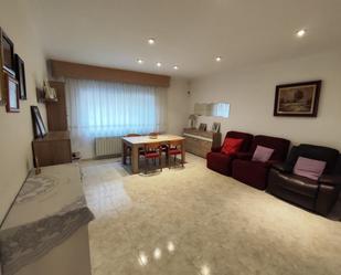 Living room of Flat for sale in Sabadell  with Air Conditioner, Heating and Oven