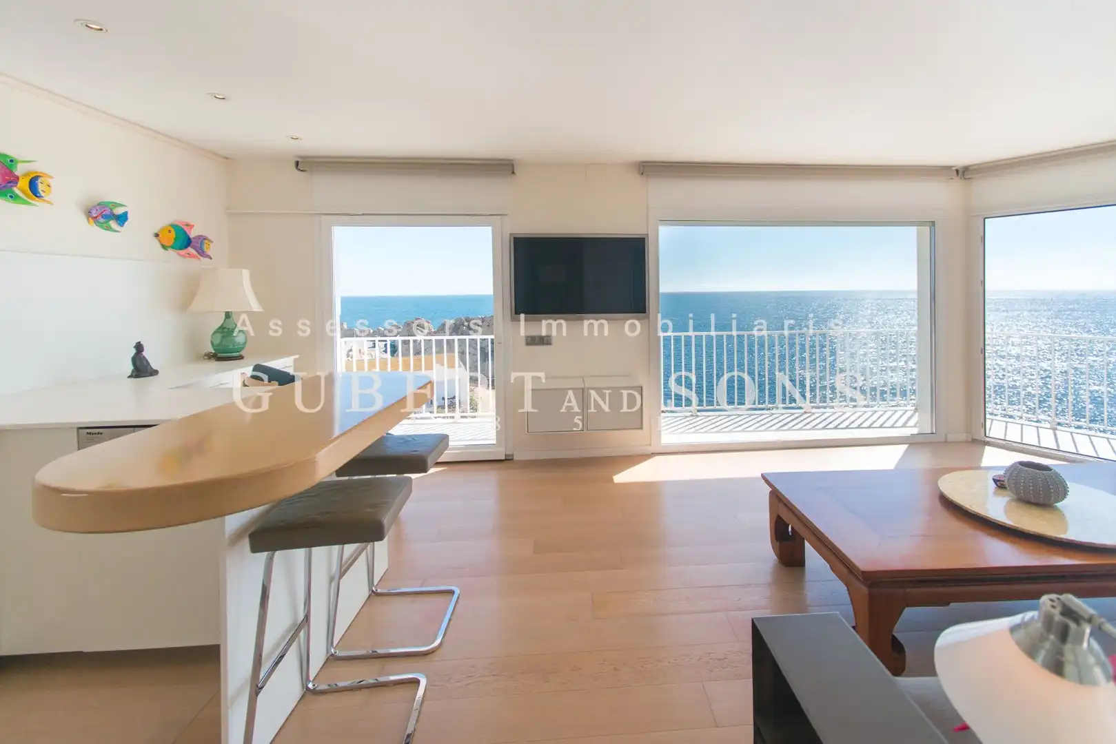 Sala de estar de Piso en venta en Palamós con Aire acondicionado, Calefacción y Terraza