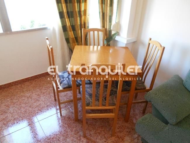 Dining room of Flat for sale in  Madrid Capital  with Air Conditioner, Terrace and Furnished