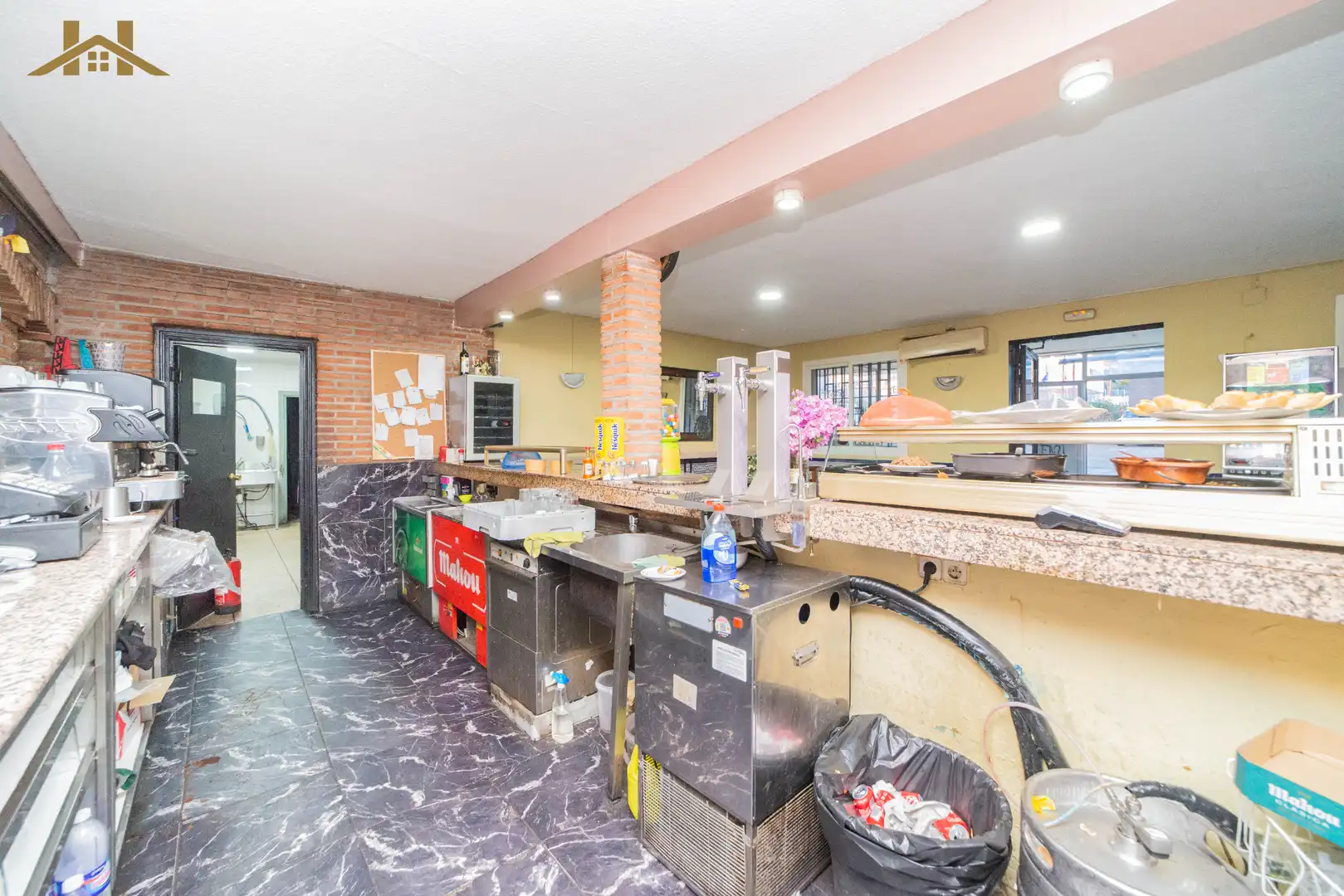Local en venta en Santa Cruz del Retamar con Amueblado