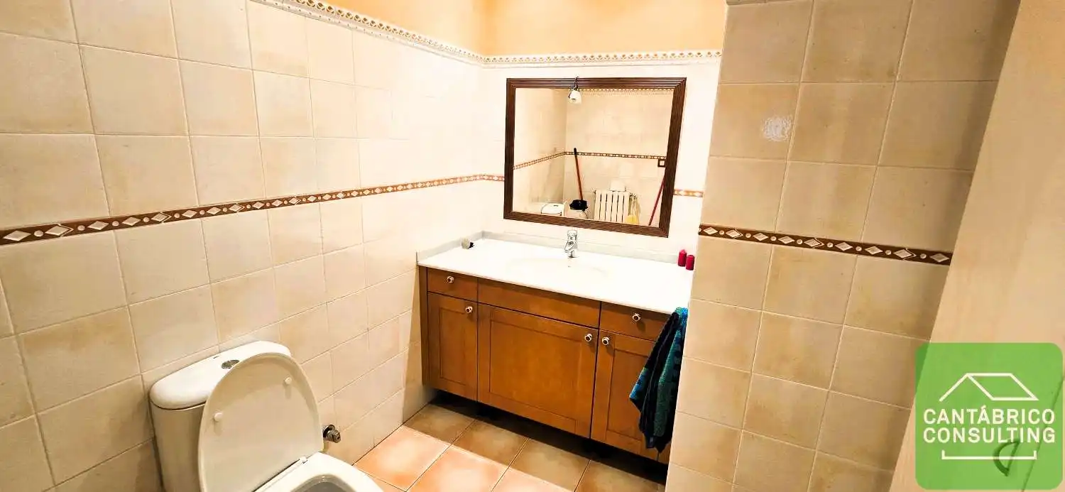Bathroom of Duplexes for sale in Navia