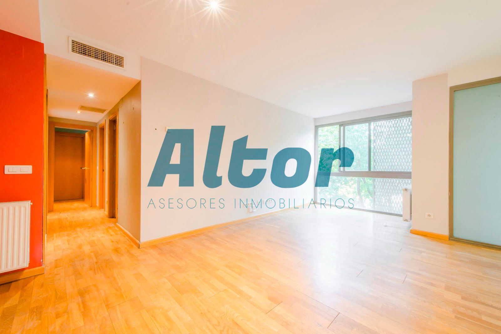 Bedroom of Flat for sale in  Madrid Capital  with Heating, Storage room and Swimming Pool