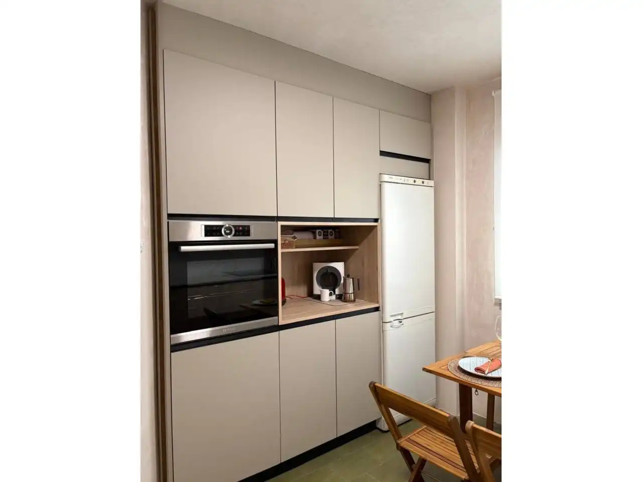 Cocina de Piso de alquiler en  Huelva Capital con Amueblado, Balcón y Piscina comunitaria