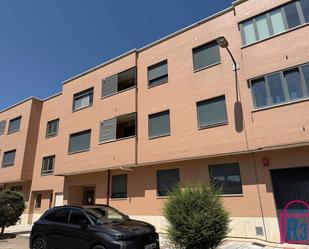 Exterior view of Apartment to rent in Villaquilambre  with Heating, Terrace and Storage room