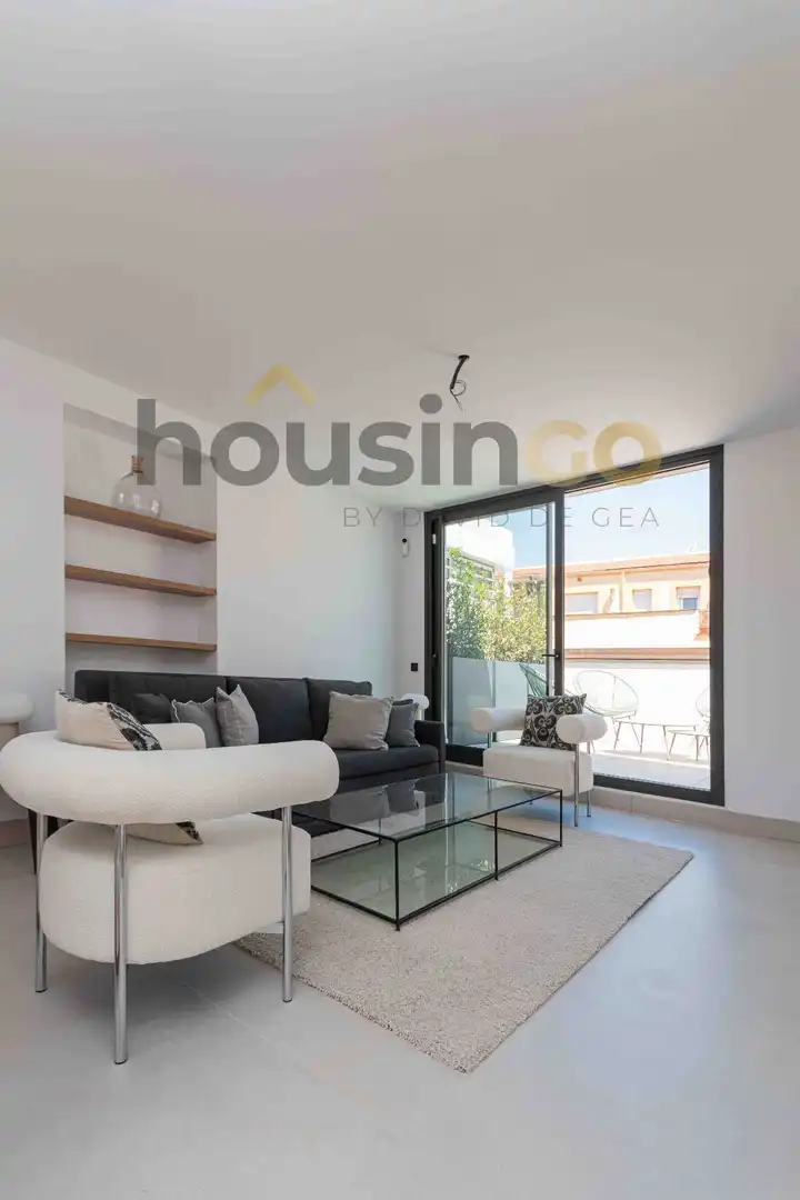 Sala d'estar de Àtic en venda en Madrid amb Aire condicionat, Calefacció i Parquet