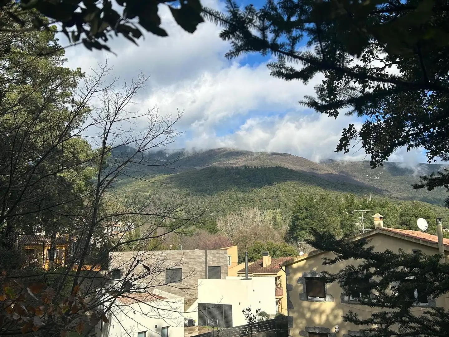 Außenansicht von Residential zum Verkauf in Maçanet de Cabrenys