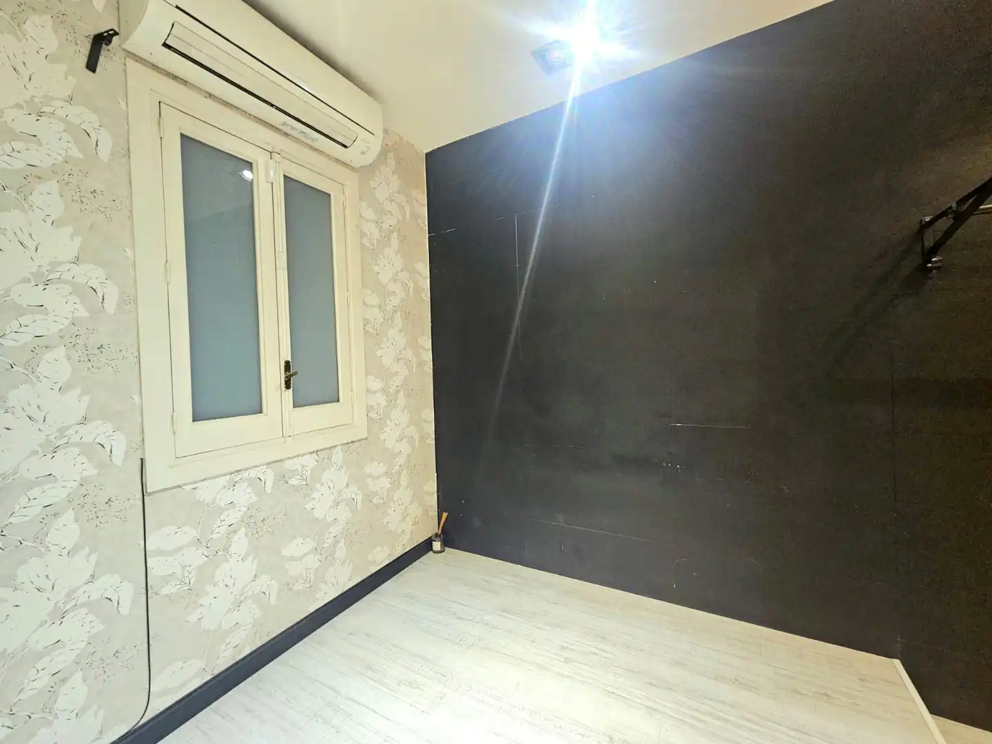 Habitación de Local en venta en Barrio de Salamanca