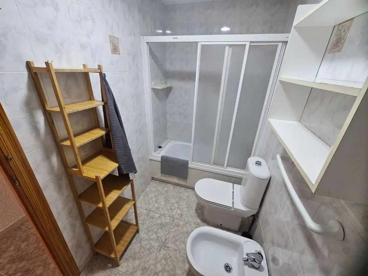 Bany de Apartament en venda en Orihuela amb Aire condicionat, Calefacció i Terrassa