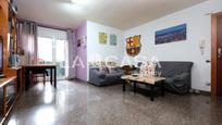 Living room of Flat for sale in  Barcelona Capital  with Heating and Balcony