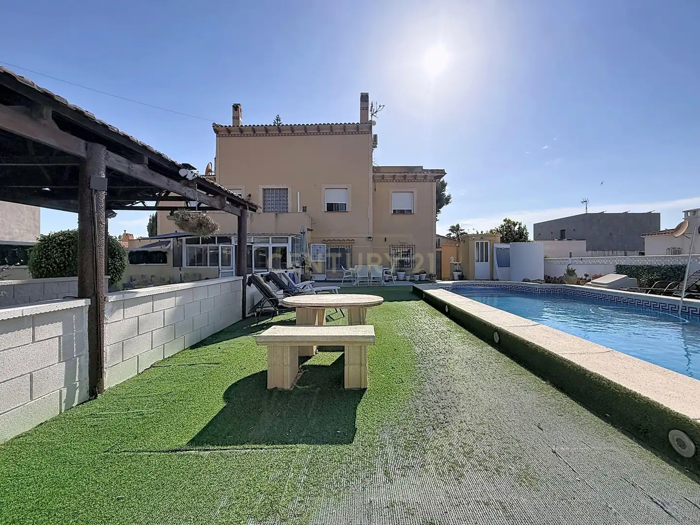 Jardí de Casa o xalet en venda en Torrevieja amb Aire condicionat, Jardí privat i Piscina