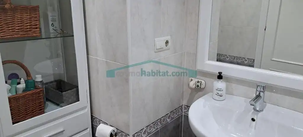 Bathroom of Apartments for sale in El Campello  with Air Conditioner, Private garden and Terrace