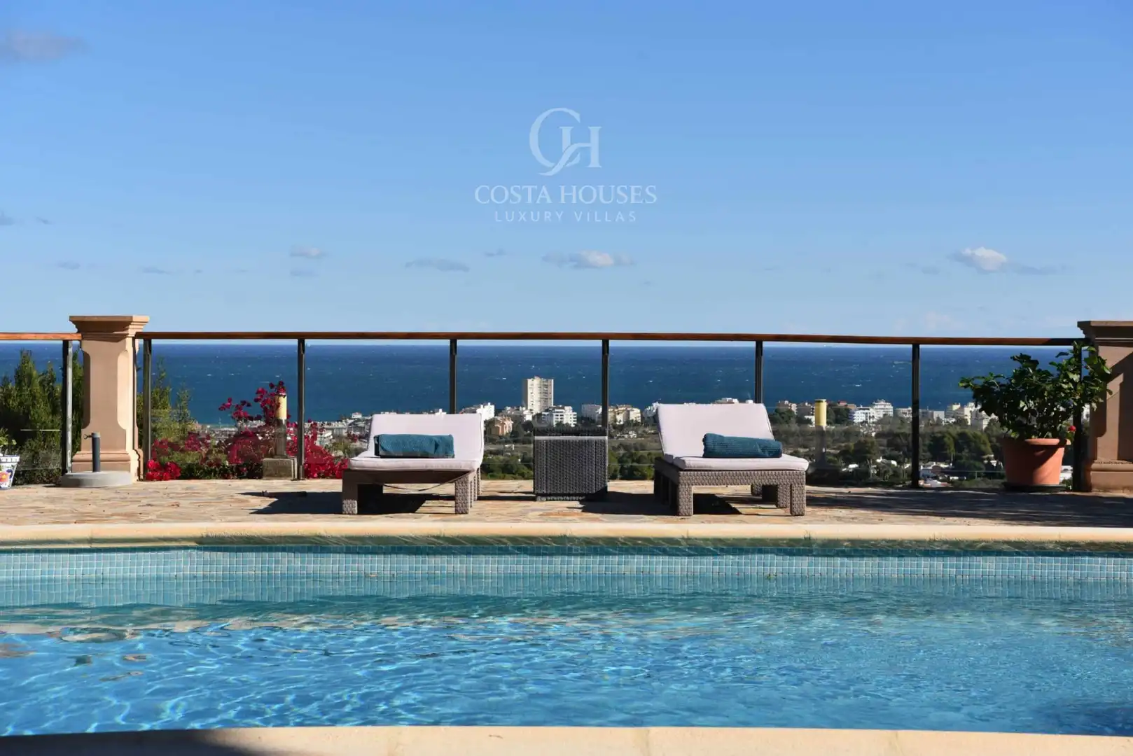 Terrace of Houses for sale in Jávea / Xàbia  with Air Conditioner, Private garden and Parquet flooring