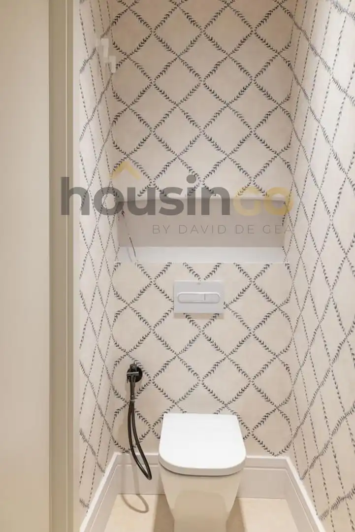 Wohnung zum Verkauf in Madrid mit Klimaanlage, Heizung und Terrasse