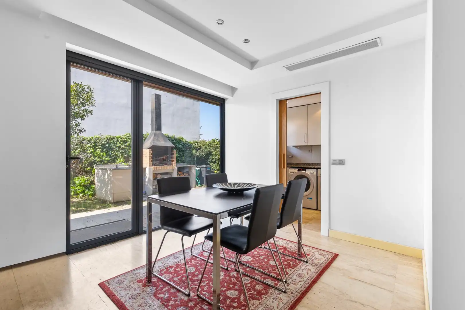 Comedor de Casa o chalet en venta en Esplugues de Llobregat con Aire acondicionado, Calefacción y Trastero