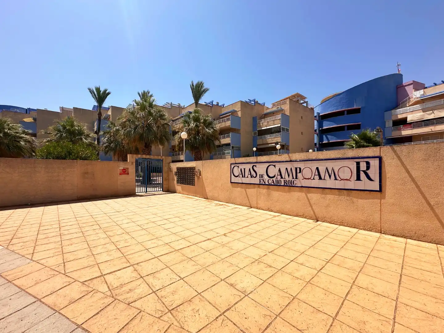 Vista exterior de Planta baixa en venda en Orihuela amb Aire condicionat, Jardí privat i Terrassa