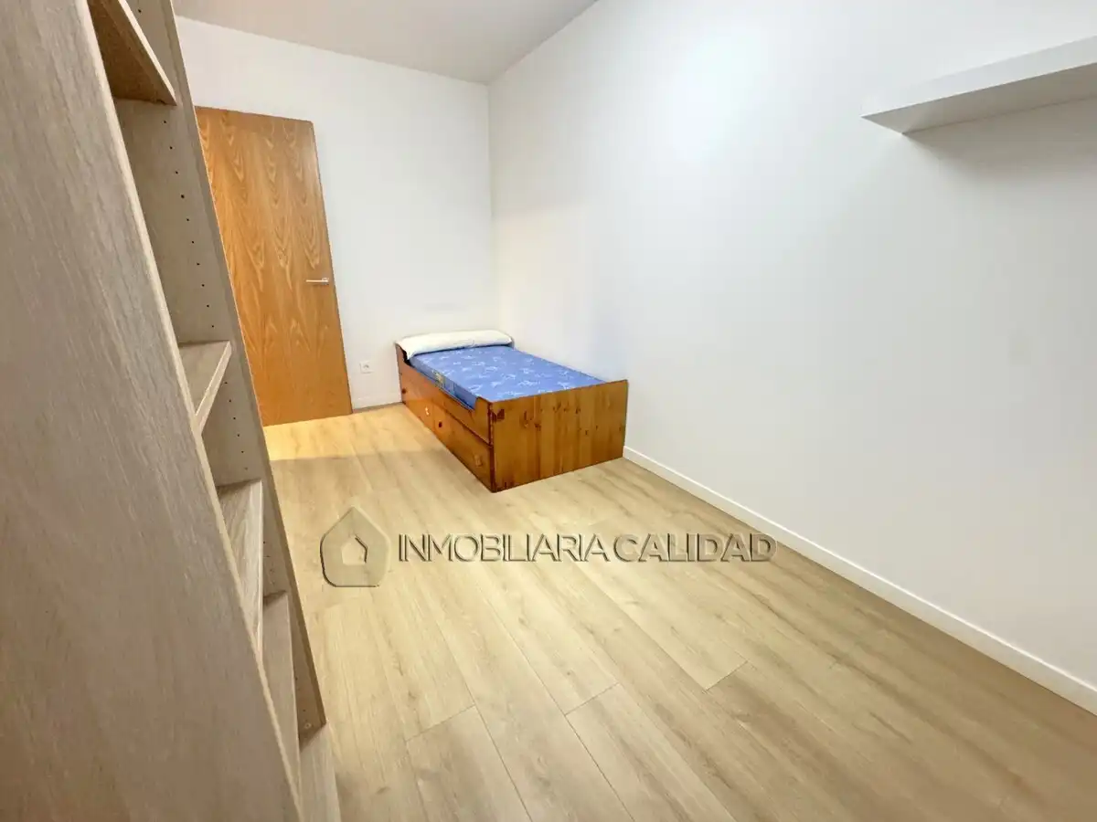 Flat for rent in Burgos  with Heating and Furnished