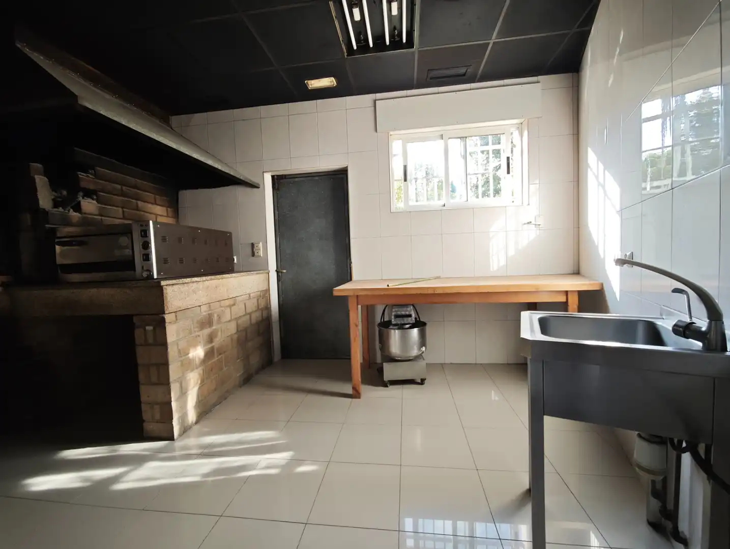 Kitchen of Commercial properties for rent in Narón  with Air Conditioner and Furnished