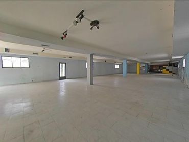 Nave industrial in vendita a Flores de Sil - La Placa