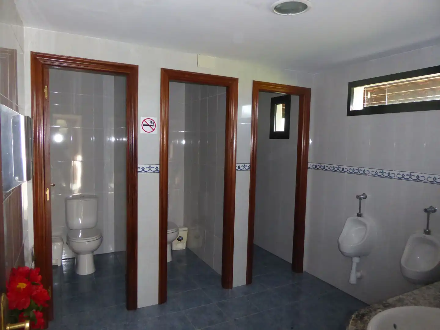 Badezimmer von Country house zum Verkauf in Tui mit Klimaanlage, Heizung und Privatgarten