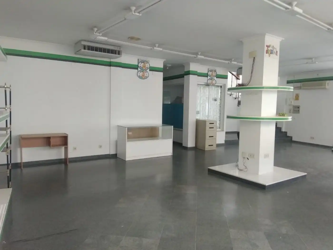 Local comercial en venta en El Carpio, imagen 6