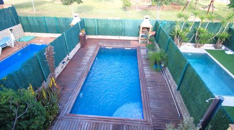 Foto 3 de Casa adosada en venda a Llagostera, Girona